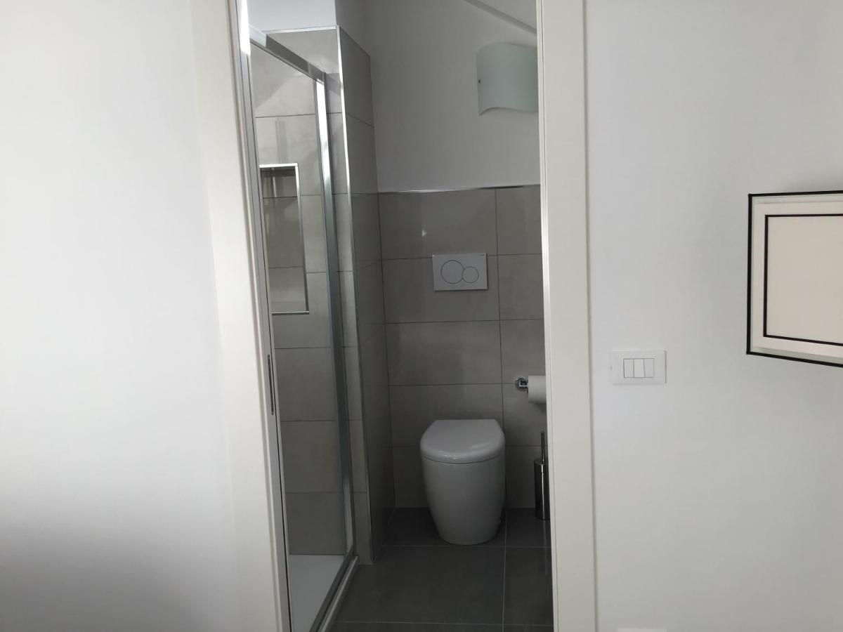 Casa Luigia Rooms Mtb In Finalborgo Bike Room Tour Ebike Trekking Finale Ligure Exteriör bild
