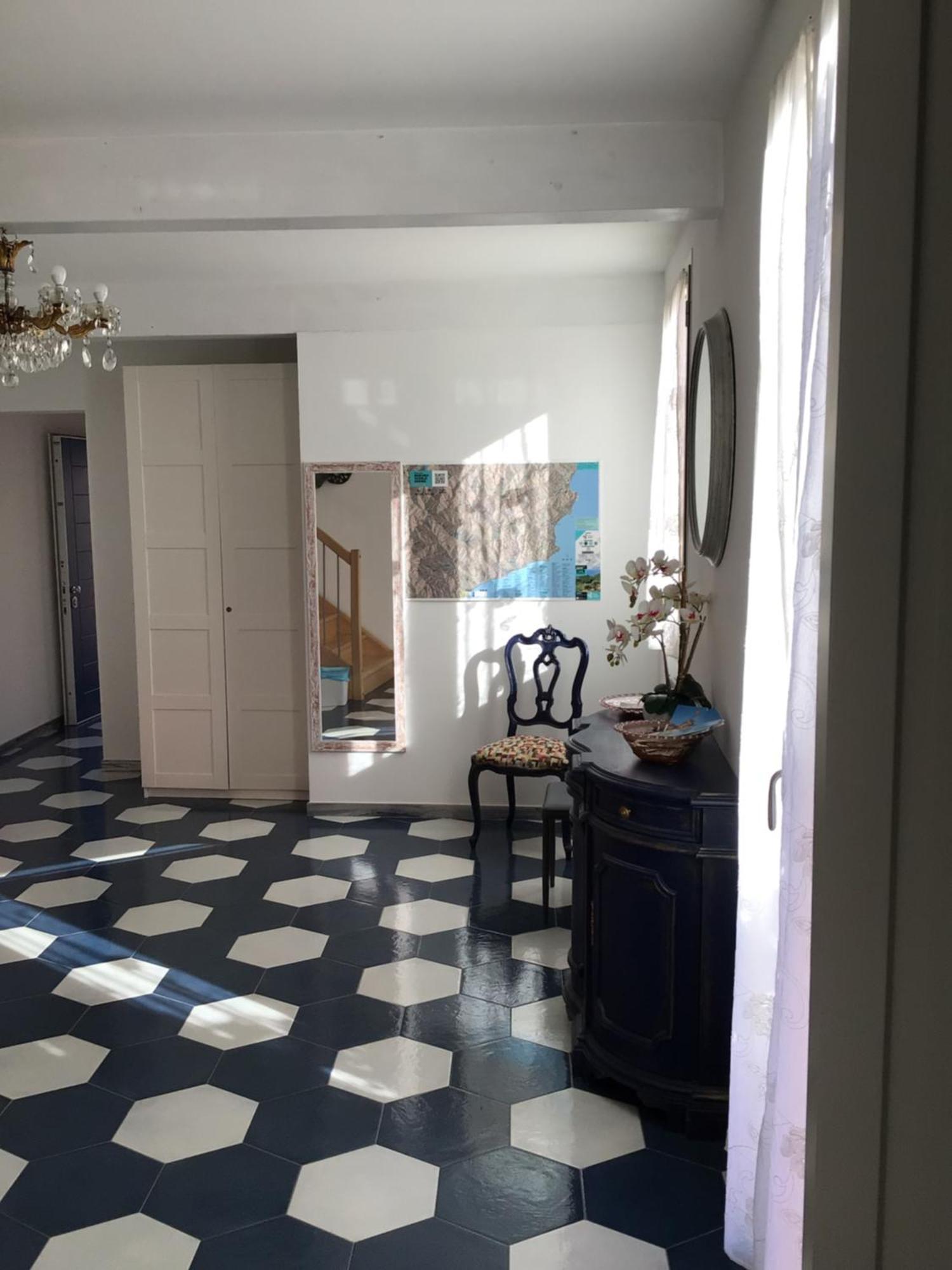 Casa Luigia Rooms Mtb In Finalborgo Bike Room Tour Ebike Trekking Finale Ligure Exteriör bild