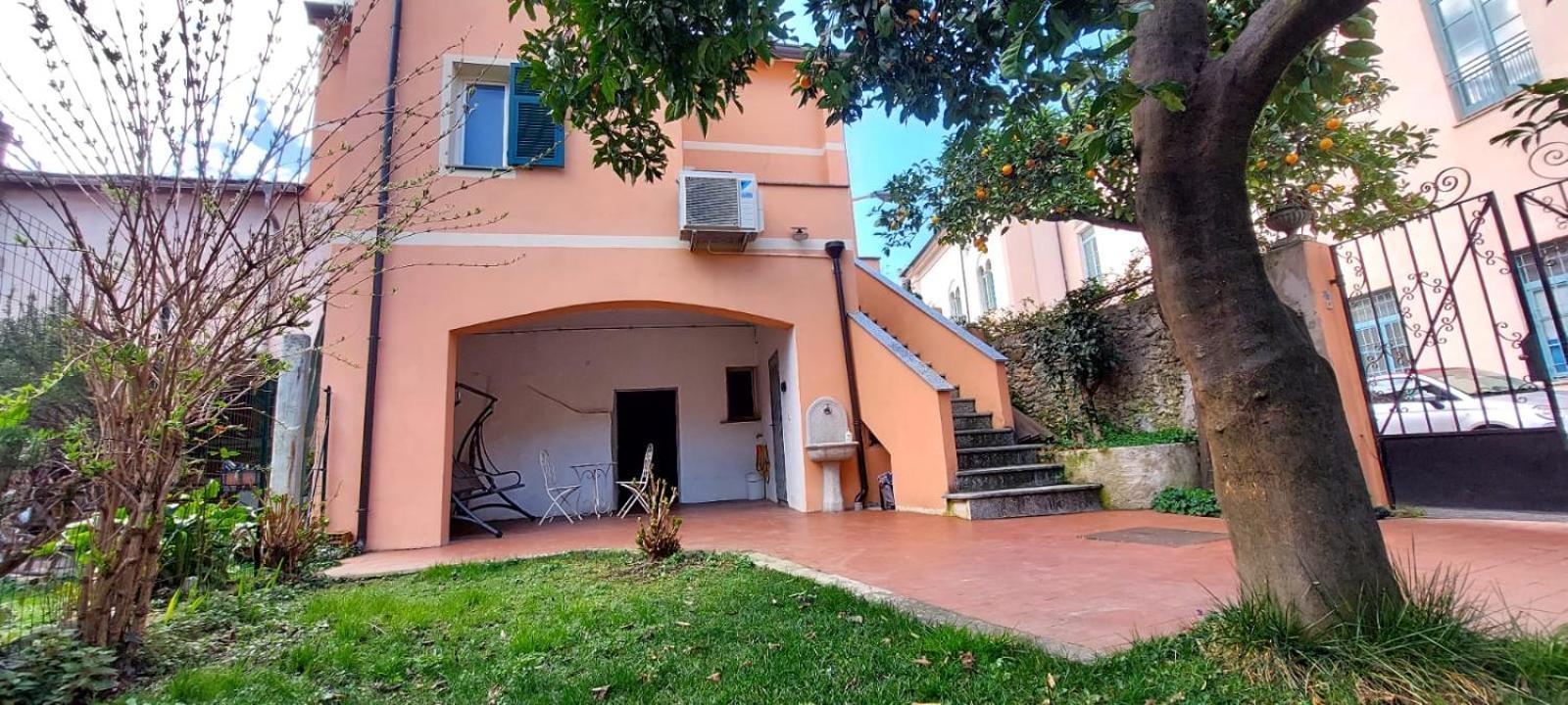 Casa Luigia Rooms Mtb In Finalborgo Bike Room Tour Ebike Trekking Finale Ligure Exteriör bild