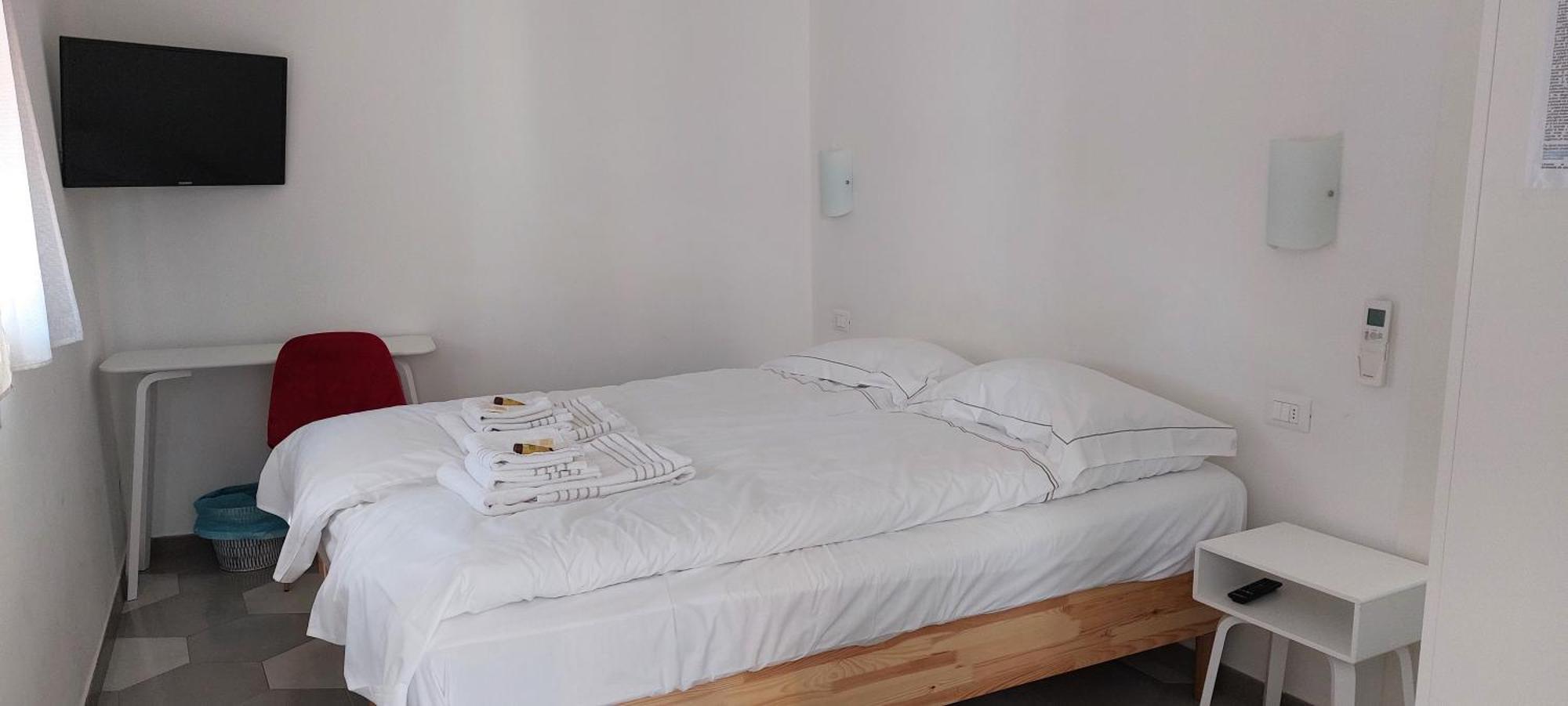 Casa Luigia Rooms Mtb In Finalborgo Bike Room Tour Ebike Trekking Finale Ligure Exteriör bild