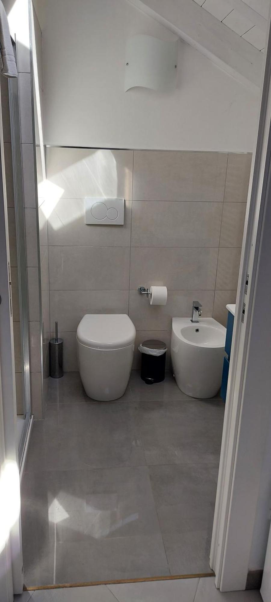 Casa Luigia Rooms Mtb In Finalborgo Bike Room Tour Ebike Trekking Finale Ligure Exteriör bild